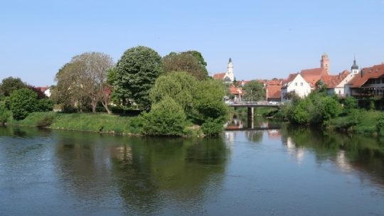 Bis München sind es 100  km von der Donau