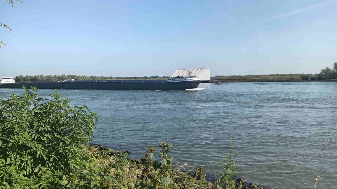 Von der Küste an den Fluss
